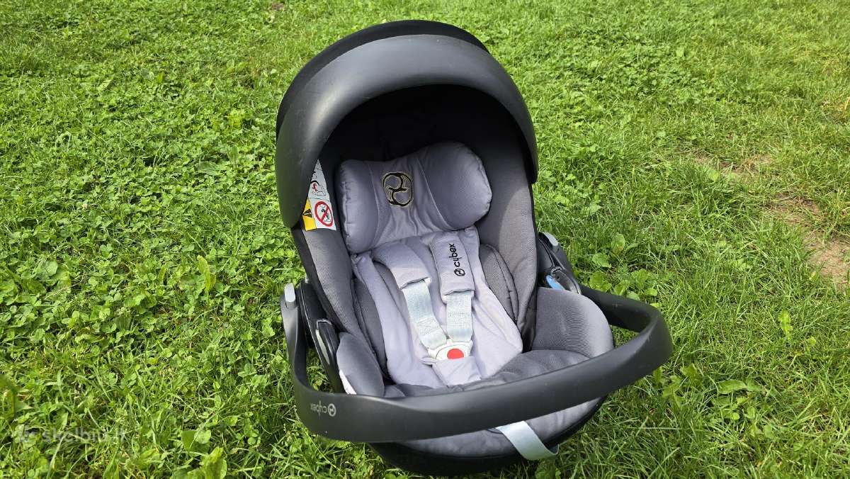 Automobilinė kėdutė Cybex Cloud Q Platinum su baze