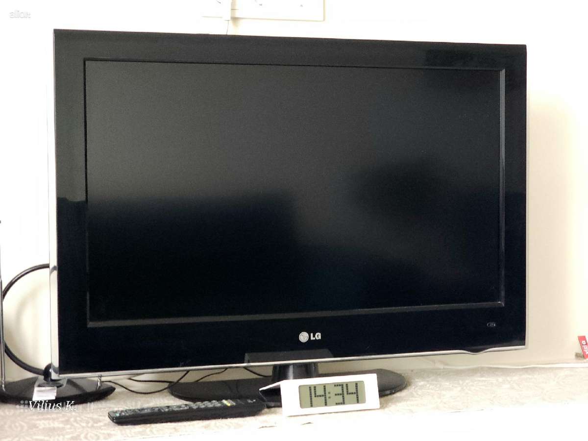 Parduodamas Lg32lh5000 televizorius 32" (82cm)