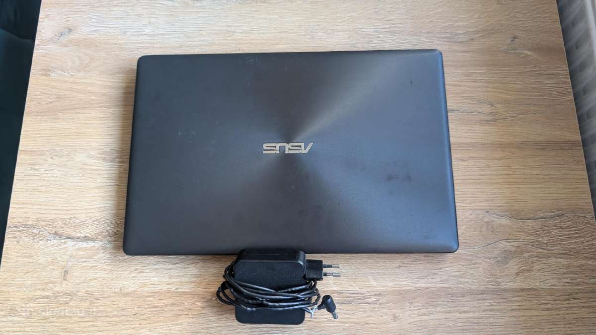 Asus K550v - nuotraukos Nr. 2