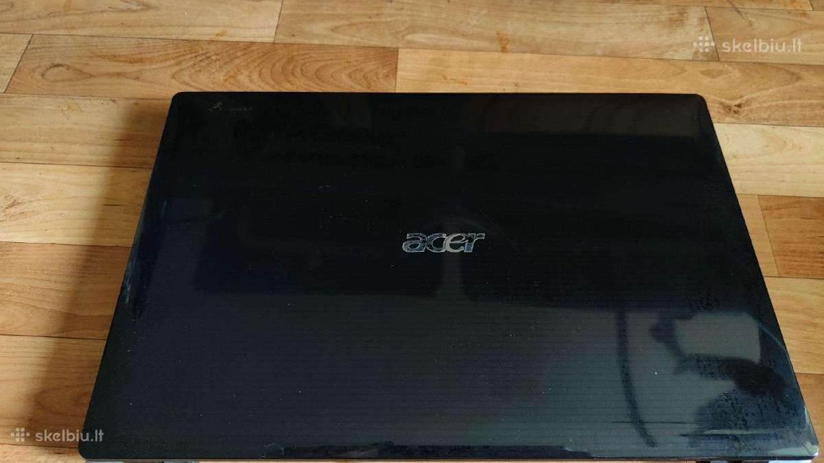 Parduodu laptopa aspire 5553g