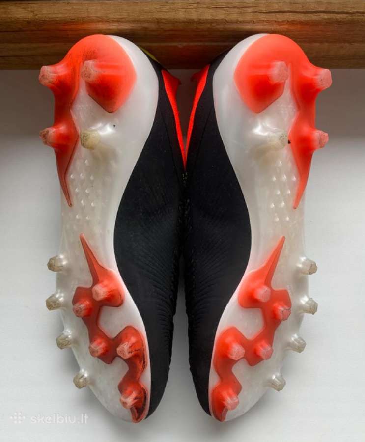 Adidas Predator futbolo bateliai - nuotraukos Nr. 4