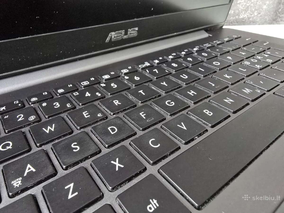 Lengvas ultrabook serijos Asus Zenbook Ux430 - nuotraukos Nr. 3