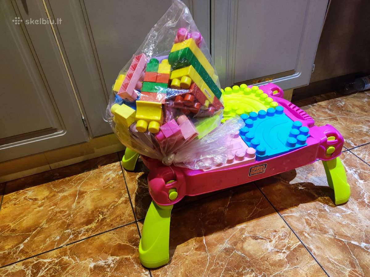 Lego staliukas kaladėlių