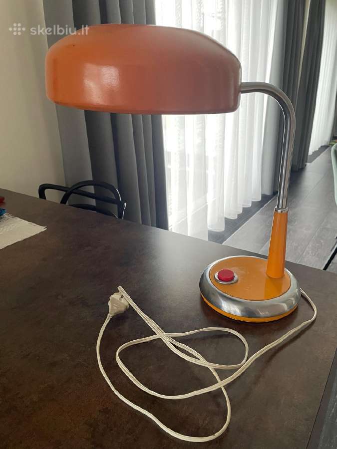 Vintažinis stalinis šviestuvas tik 25 Eur