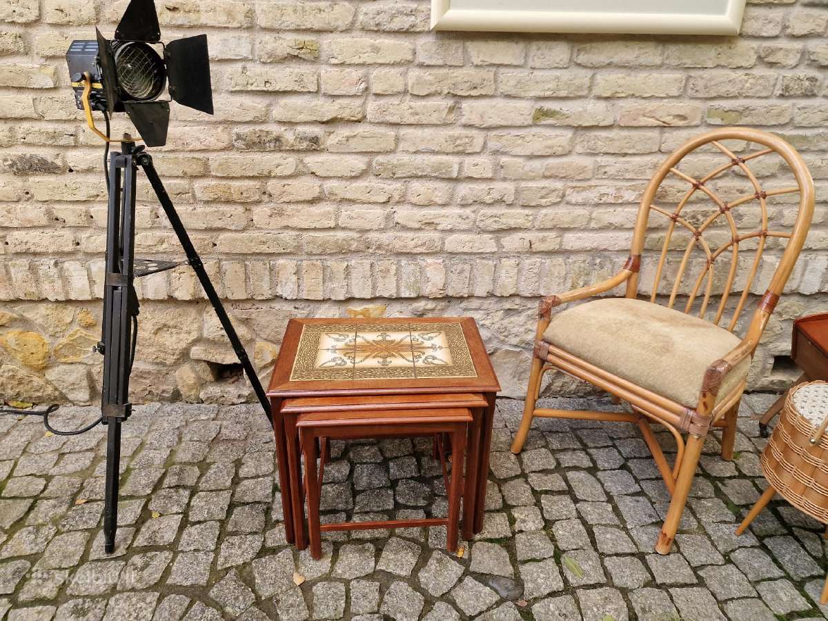 Vintažiniai mid century tikmedžio staliukai - nuotraukos Nr. 4