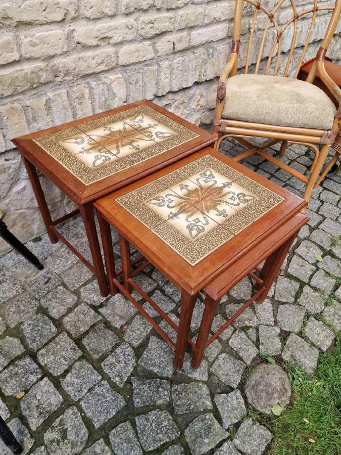 Vintažiniai mid century tikmedžio staliukai - nuotraukos Nr. 5