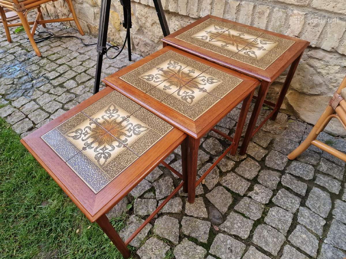 Vintažiniai mid century tikmedžio staliukai - nuotraukos Nr. 2