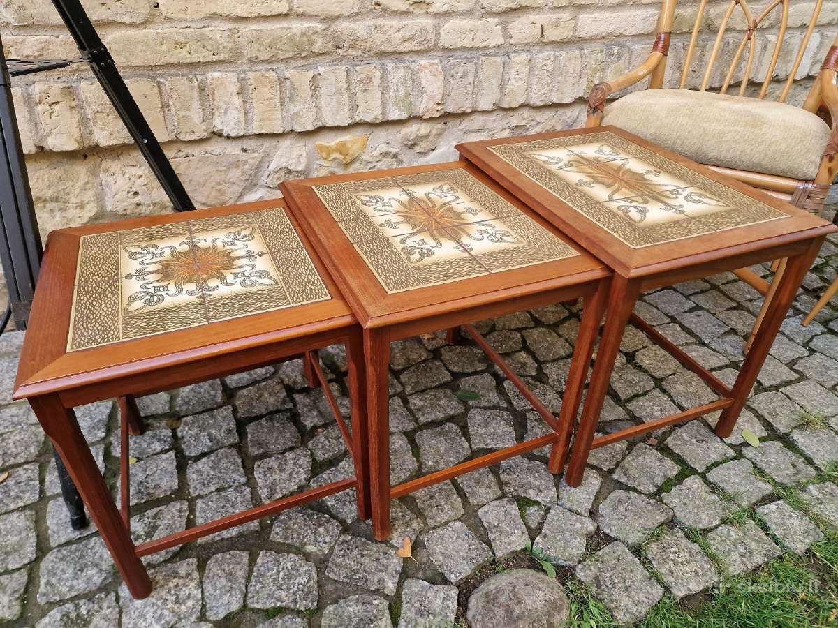 Vintažiniai mid century tikmedžio staliukai - nuotraukos Nr. 13