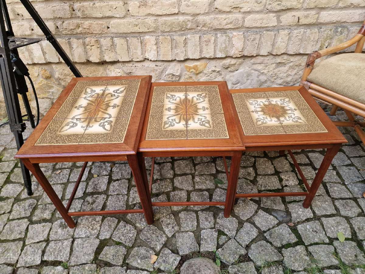 Vintažiniai mid century tikmedžio staliukai - nuotraukos Nr. 22