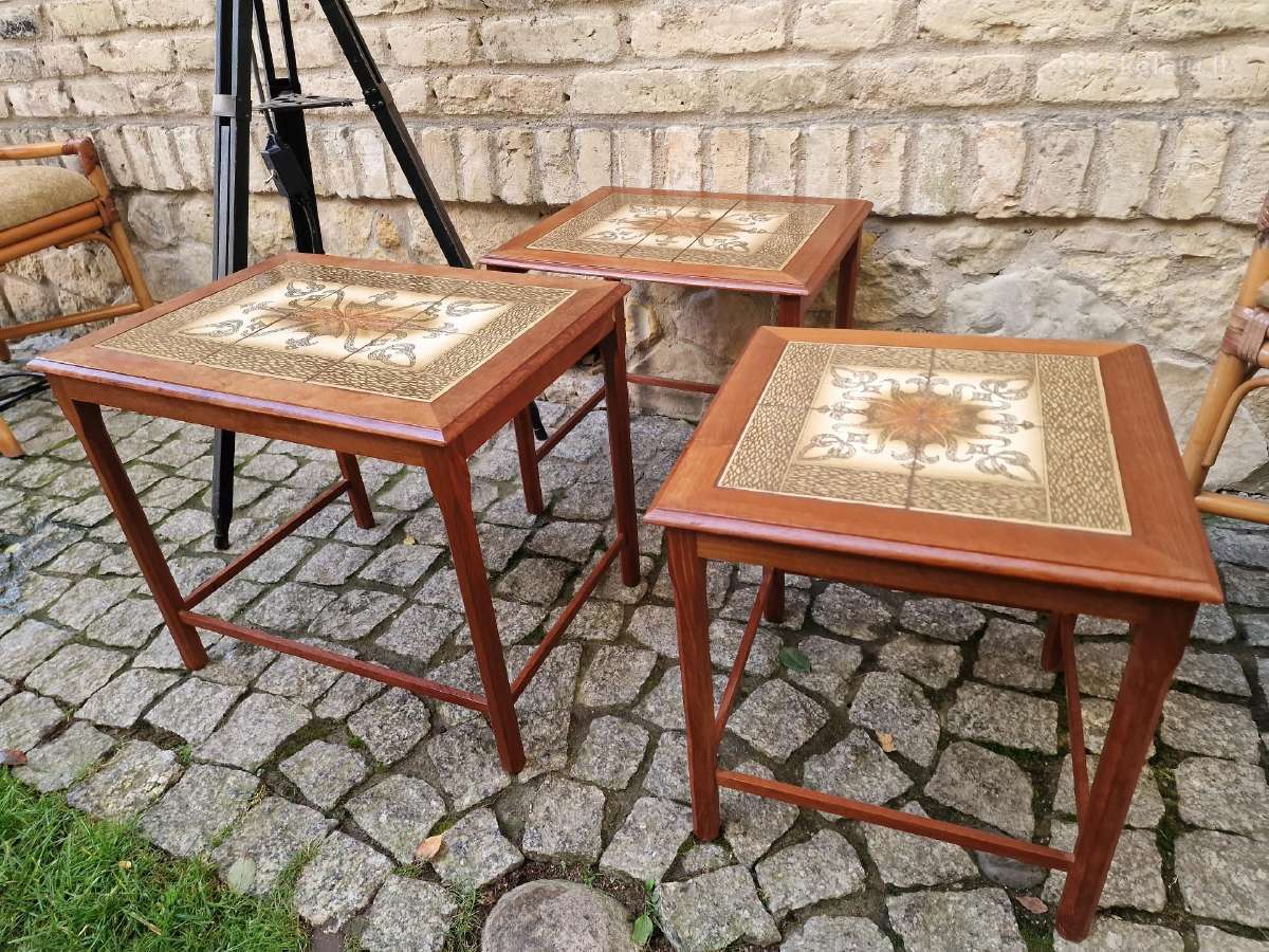 Vintažiniai mid century tikmedžio staliukai - nuotraukos Nr. 23