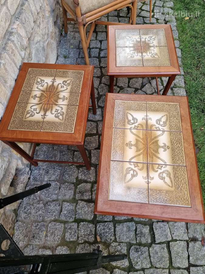 Vintažiniai mid century tikmedžio staliukai - nuotraukos Nr. 25