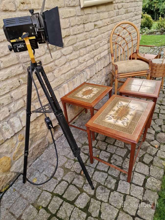 Vintažiniai mid century tikmedžio staliukai - nuotraukos Nr. 27