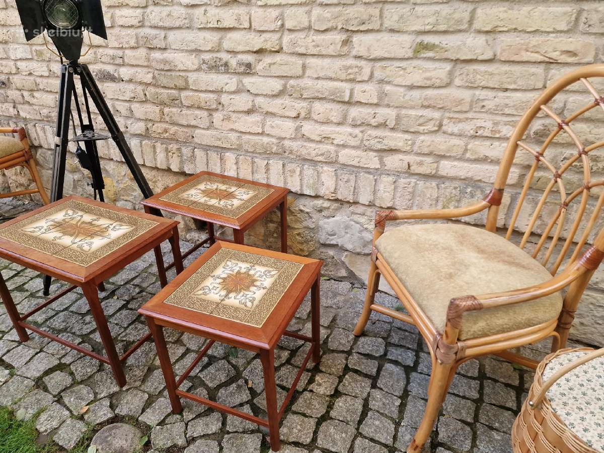 Vintažiniai mid century tikmedžio staliukai - nuotraukos Nr. 28