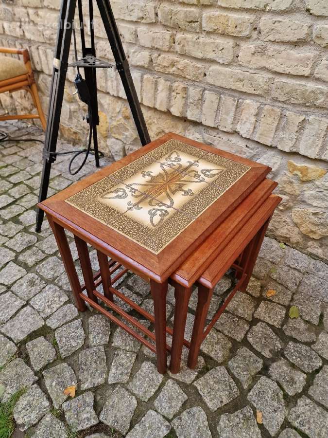 Vintažiniai mid century tikmedžio staliukai - nuotraukos Nr. 33