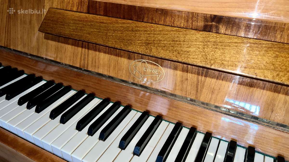 Pianinas - nuotraukos Nr. 2