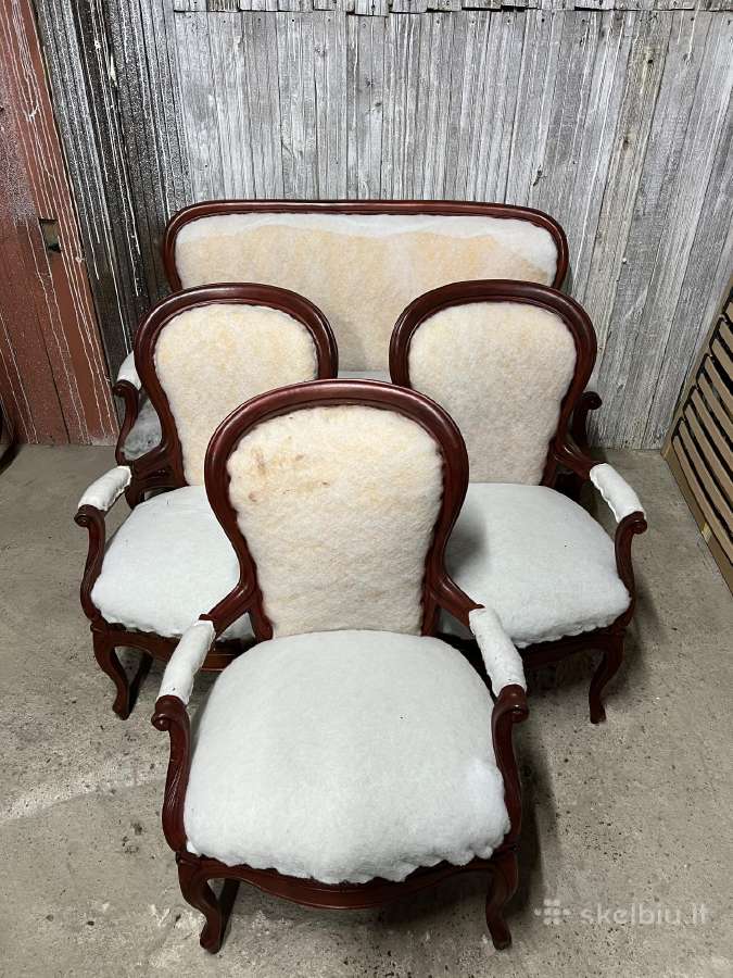 Antikvarinis baldų komplektas – sofa ir 3 kėdės