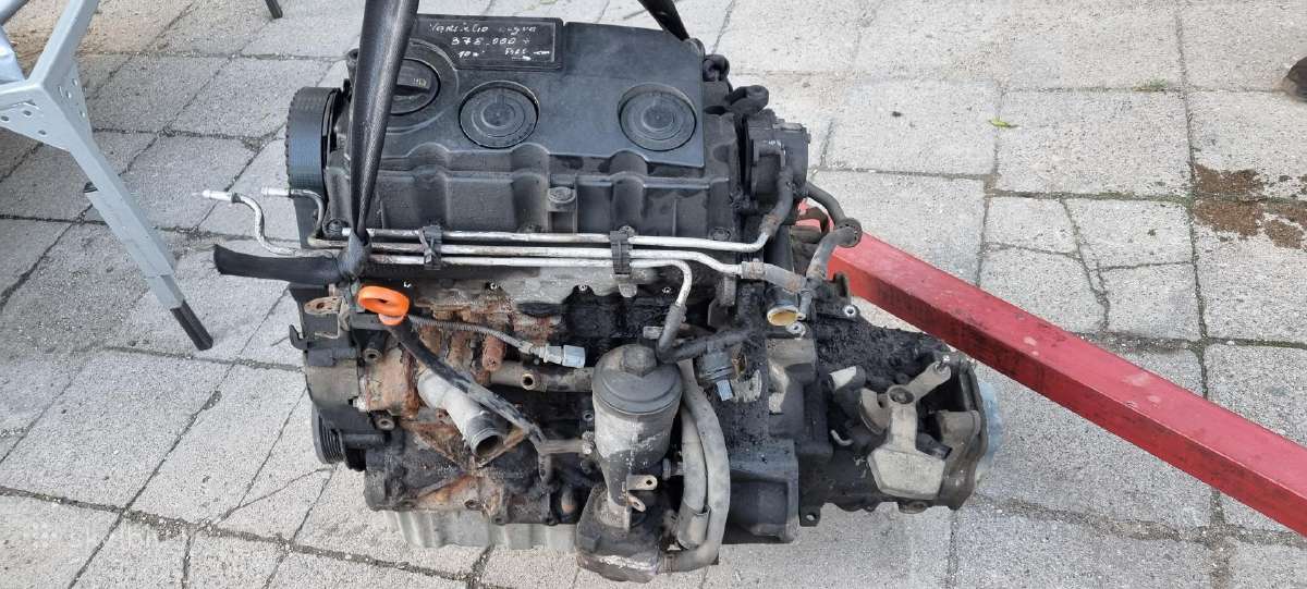 Caddy variklis Bsu dalimis + pavarų dėže