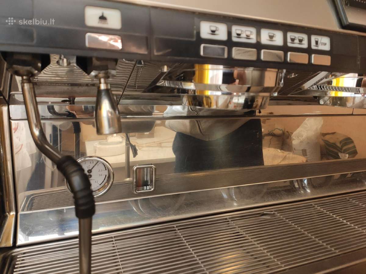 Nuova Simonelli Aurelia 2 T3 trijų grupių kavos ap - nuotraukos Nr. 3