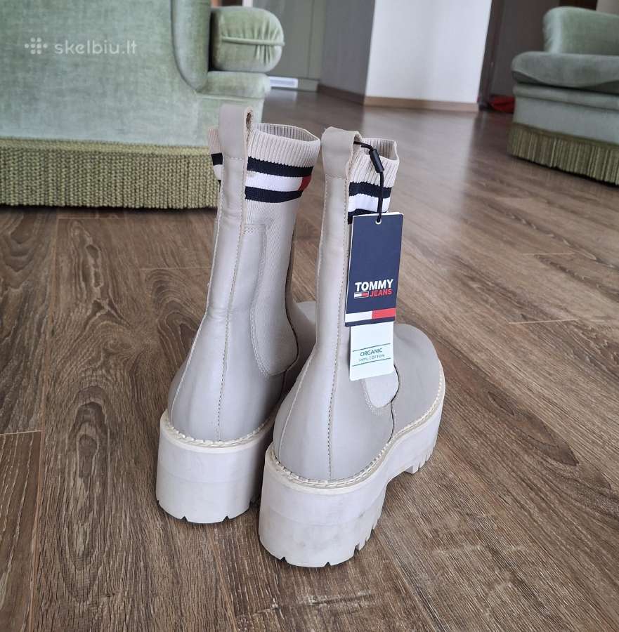 Tommy Hilfiger odiniai aulinukai, kainavo 200eu - nuotraukos Nr. 2