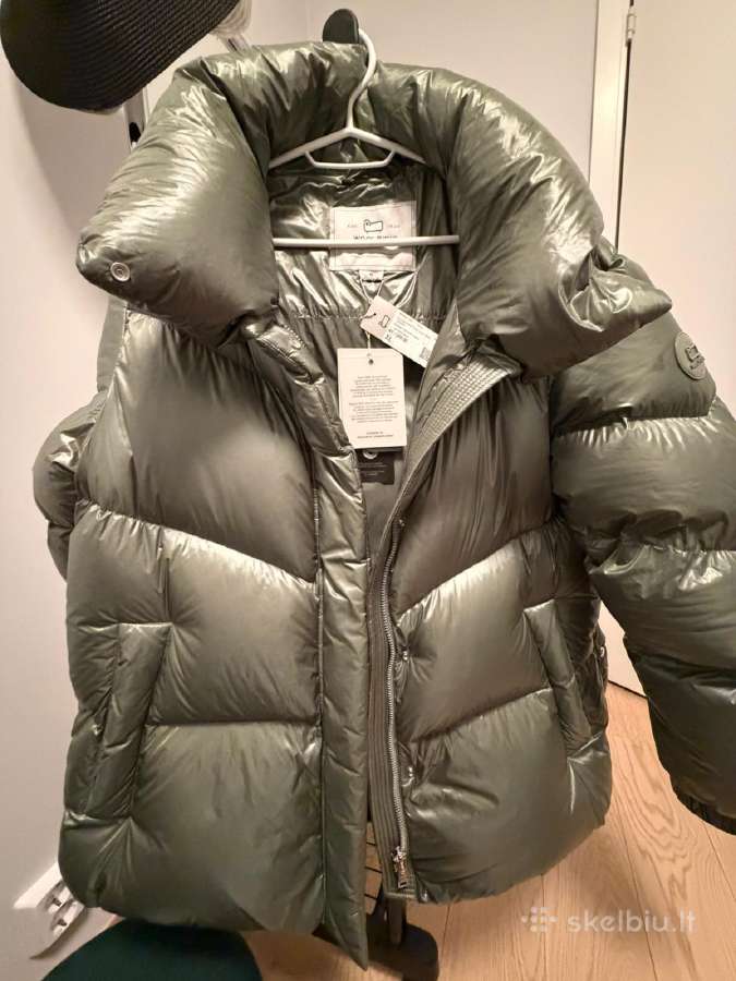 Nauja su etiketėmis pūkinė Woolrich žieminė