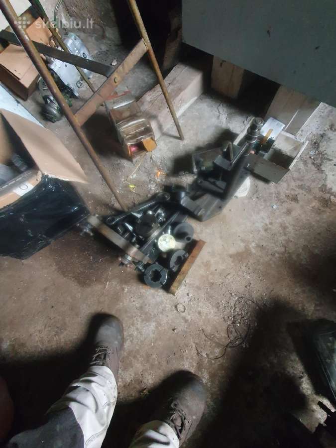 Kuro siurblio regulevimo stendas. Veikiančios