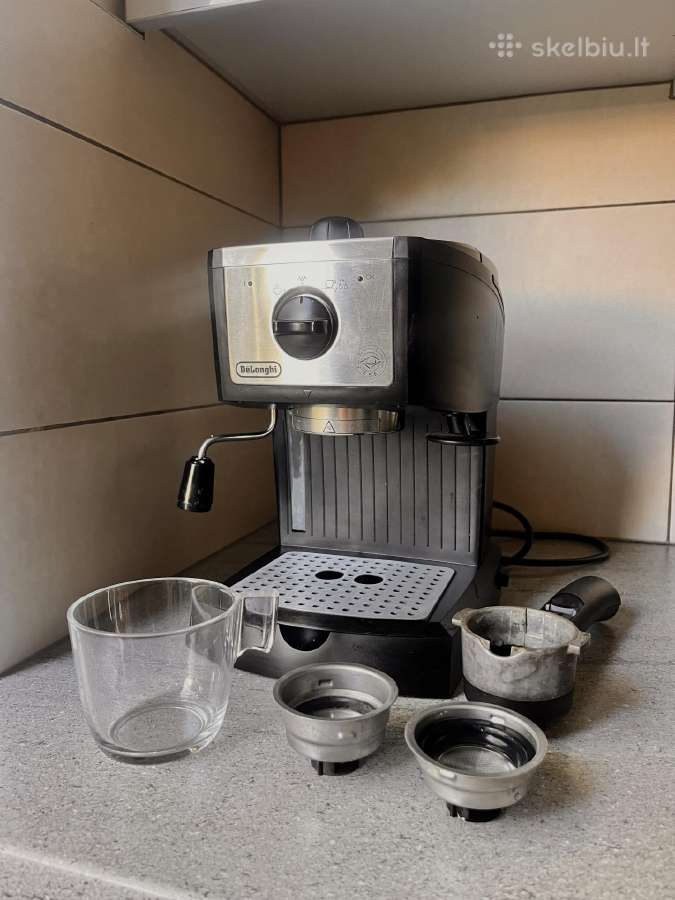 Delonghi kavos aparatas + dovana