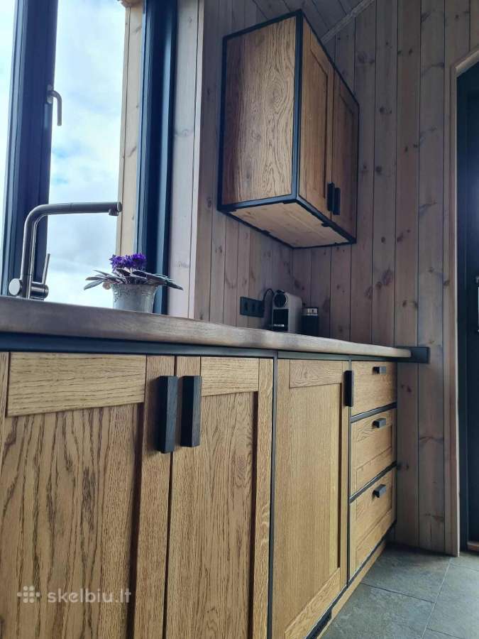 Virtuvės baldai iš medžio masyvo - nuotraukos Nr. 5