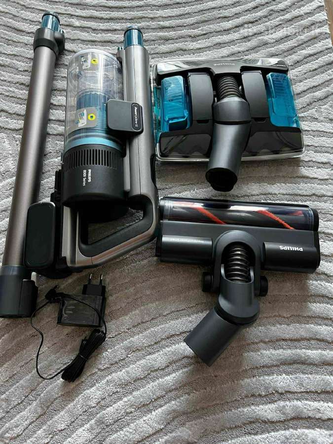Naujas siurblys šluota Philips Aqua XC8057/01