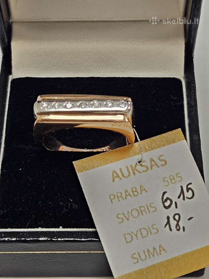 Auksinis žiedas - 597 Eur.