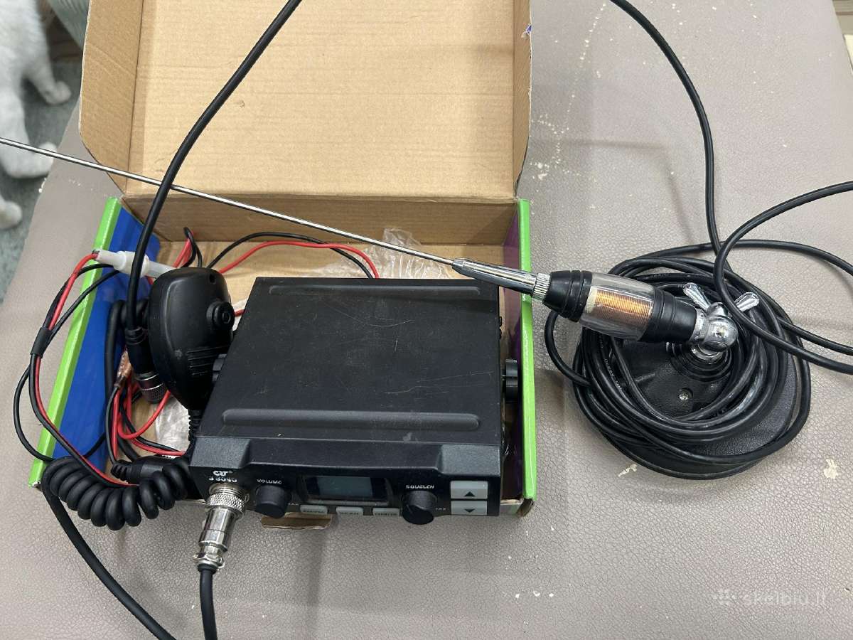 Auto racija ir magnetinė antena