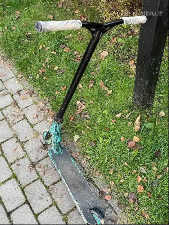 Triukinis paspirtukas Lucky - nuotraukos Nr. 2