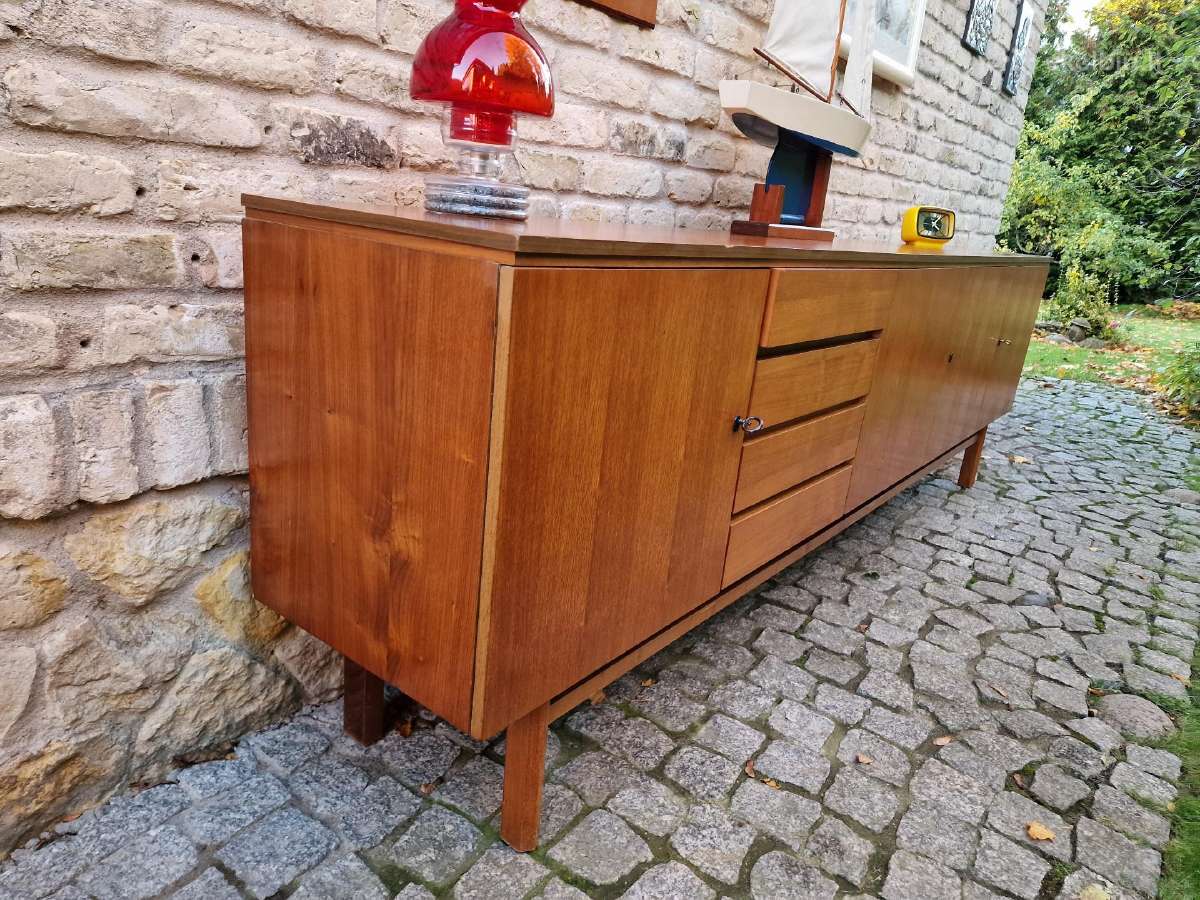 Vintažinė mid century riešutmedžio indauja/komoda - nuotraukos Nr. 21