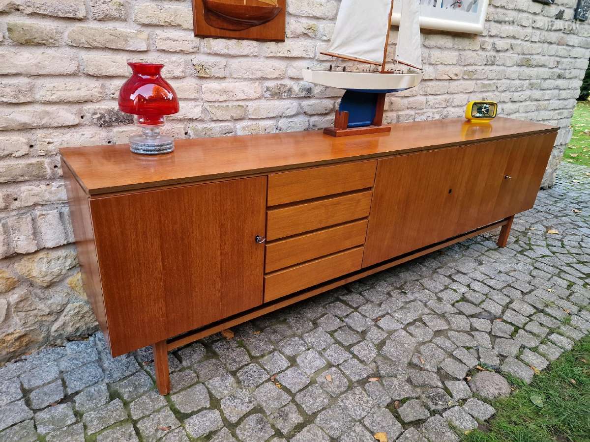 Vintažinė mid century riešutmedžio indauja/komoda - nuotraukos Nr. 29