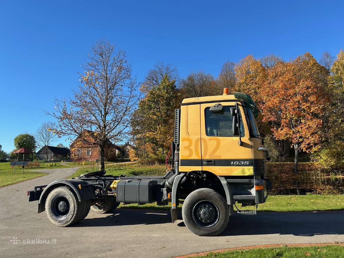 Vilkikas Mercedes Benz Actros