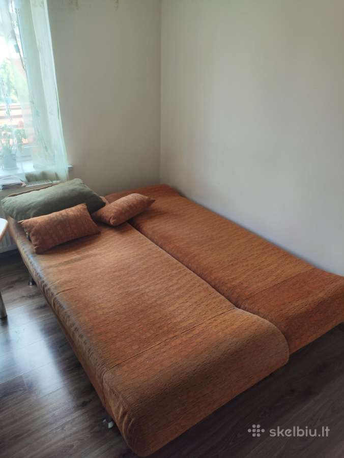 Dovanoju lovą sofa