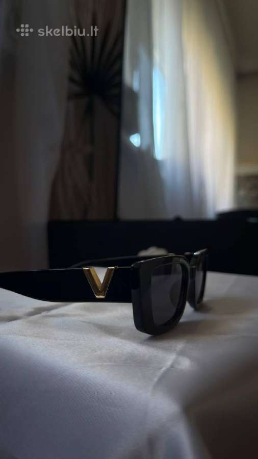 Valentino (Vlogo)