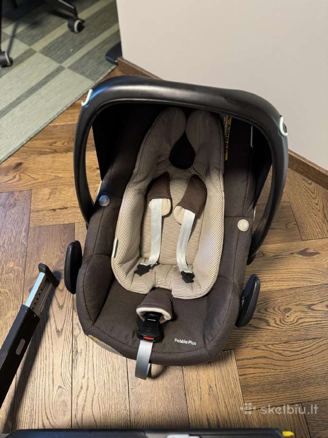 Maxi Cosi Pebble Plus kėdutė su Isofix baze
