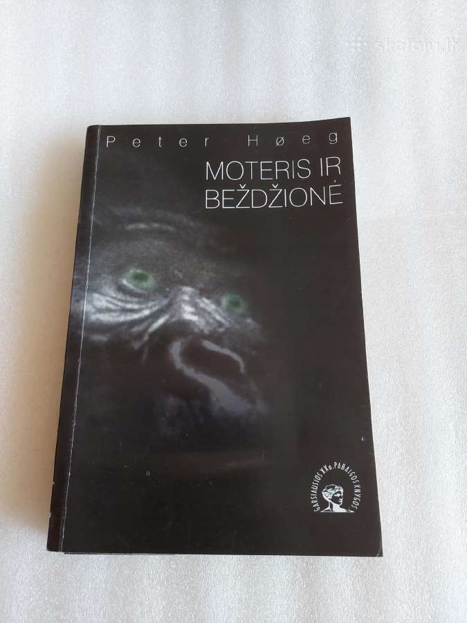 Moteris ir beždžionė