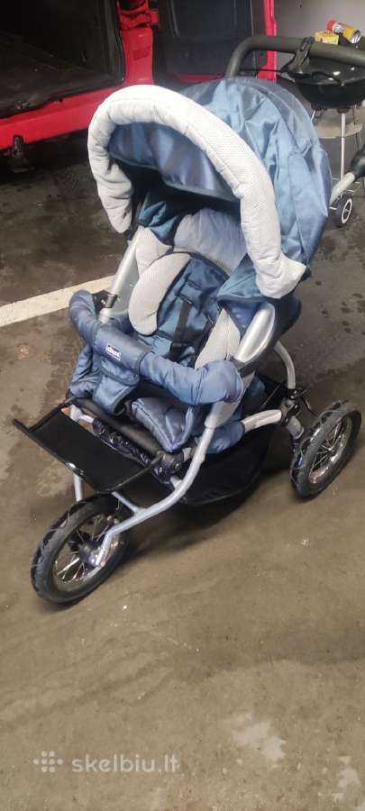 Parduodamas Chicco triratis vežimėlis su pripučiam
