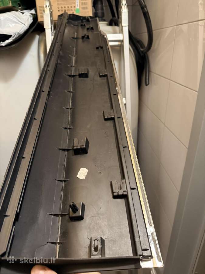 Tiguan allspace 2022 keleivio pusės durys - nuotraukos Nr. 8
