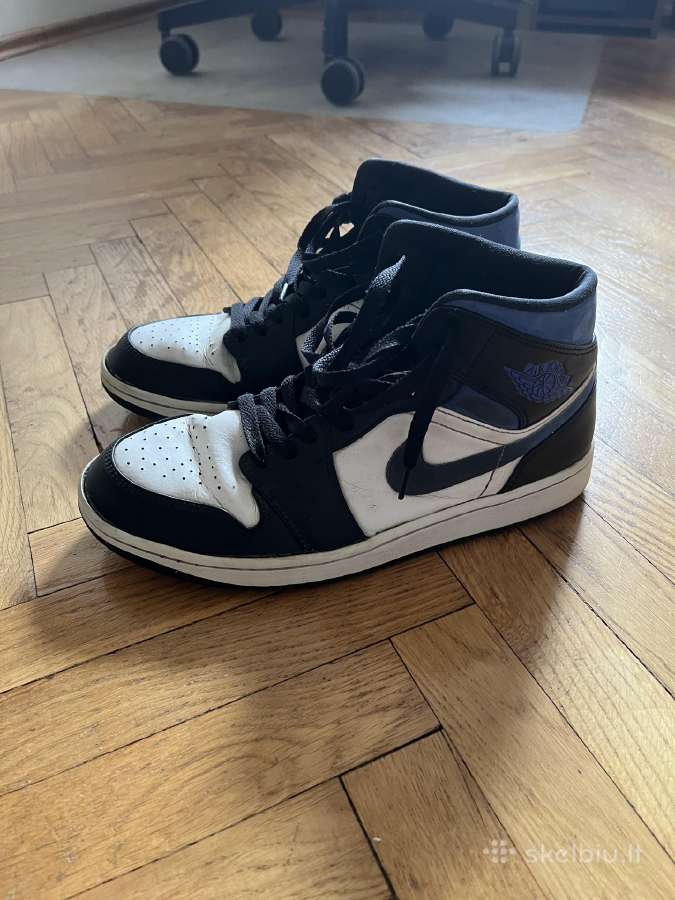 Nike Air Jordan 1 Mid "Racer Blue"