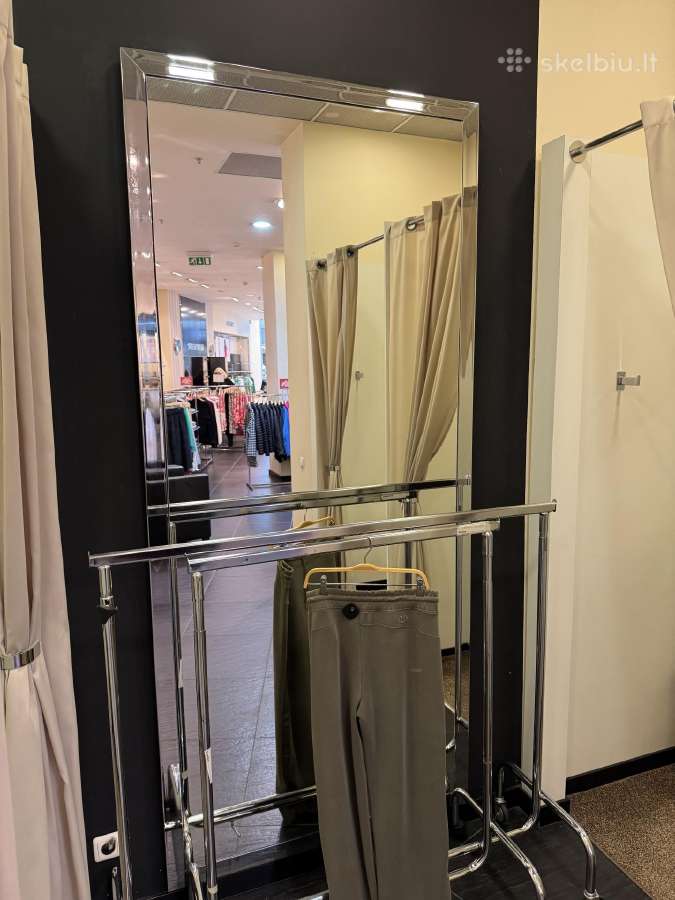 Drabužių parduotuvės baldai jau sandėlyje - nuotraukos Nr. 35