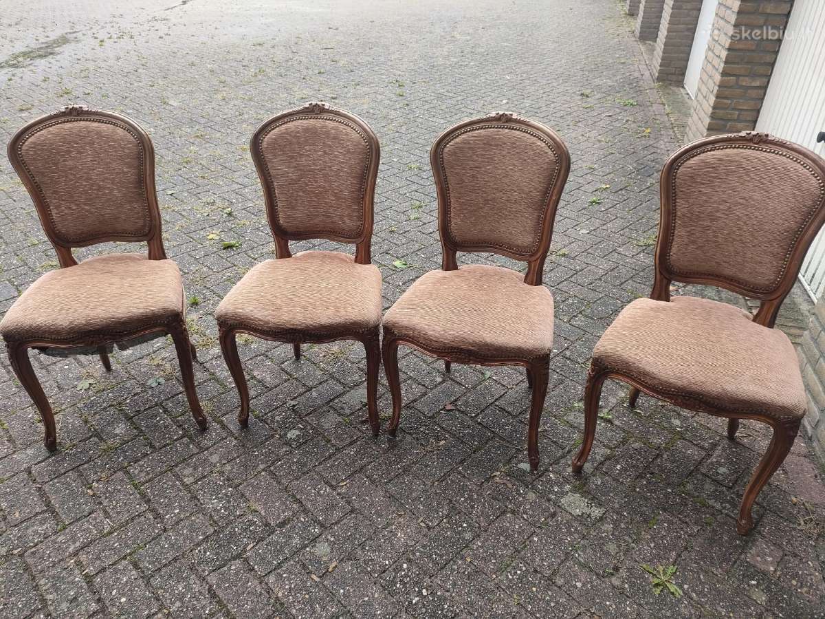 4 kedziu komplektas, kede, kedes.