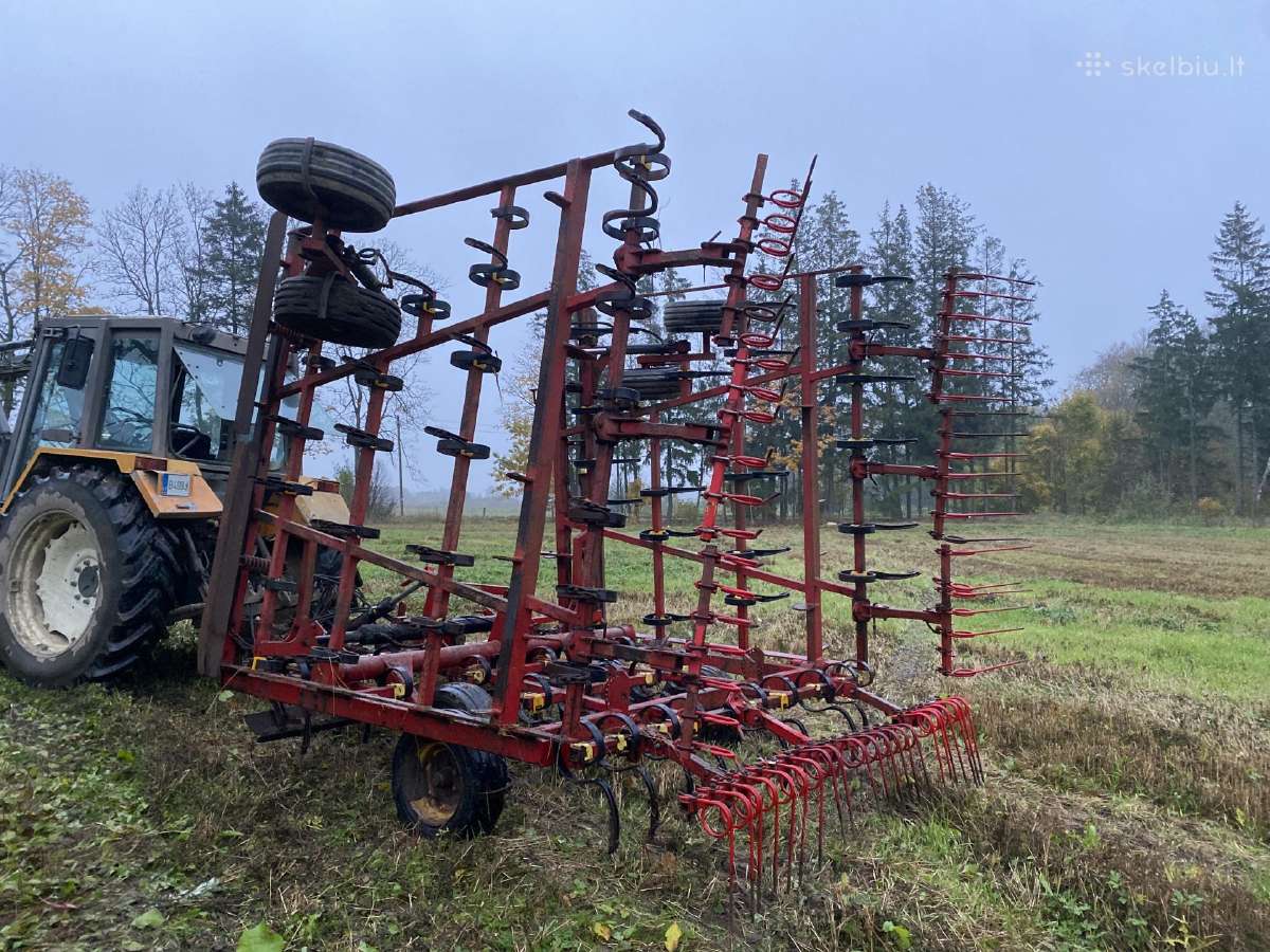 Likviduojamas ūkis – įvairi žemės ūkio technika. - nuotraukos Nr. 17