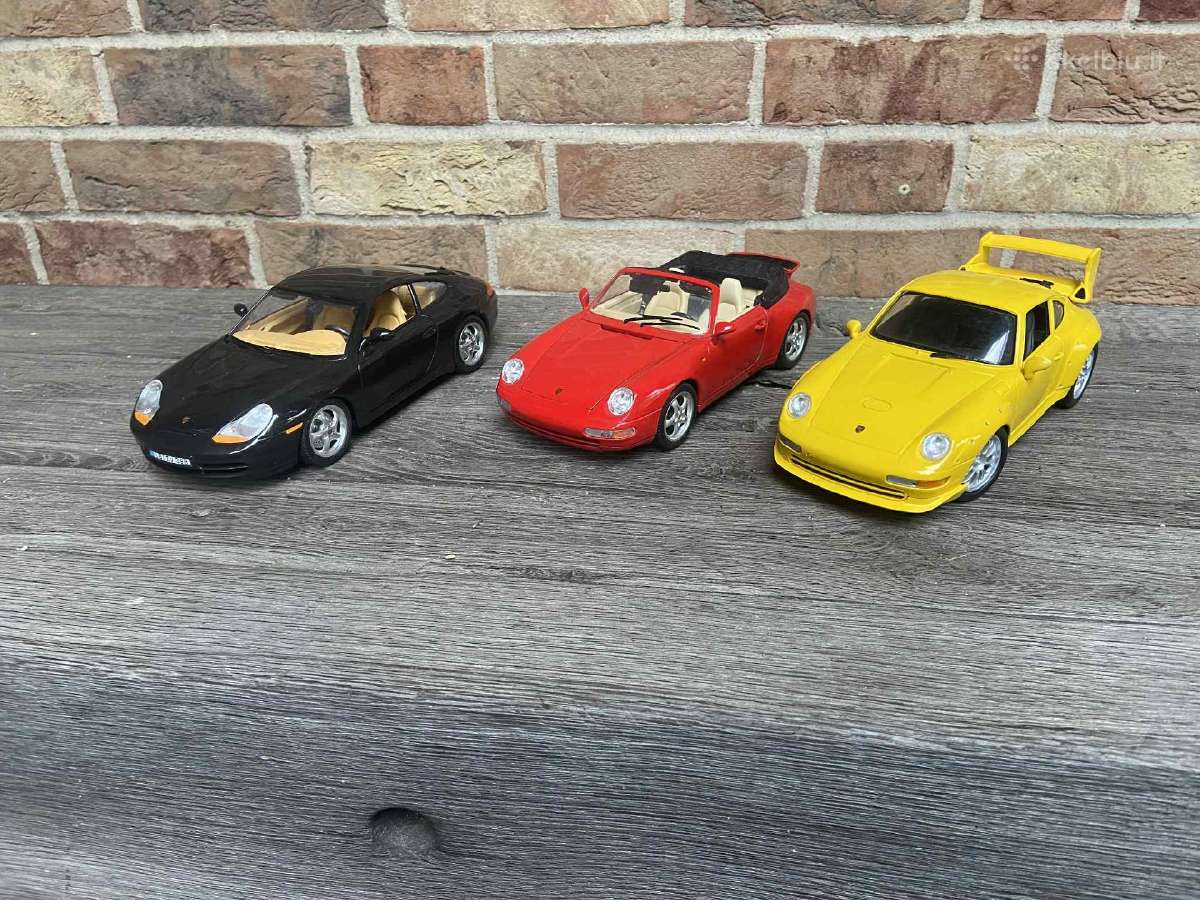 Porsche 911 1:18 bburago anson modeliukai