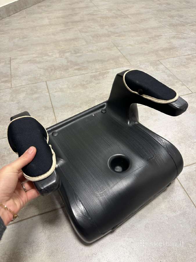 Automobilinė kėdutė
