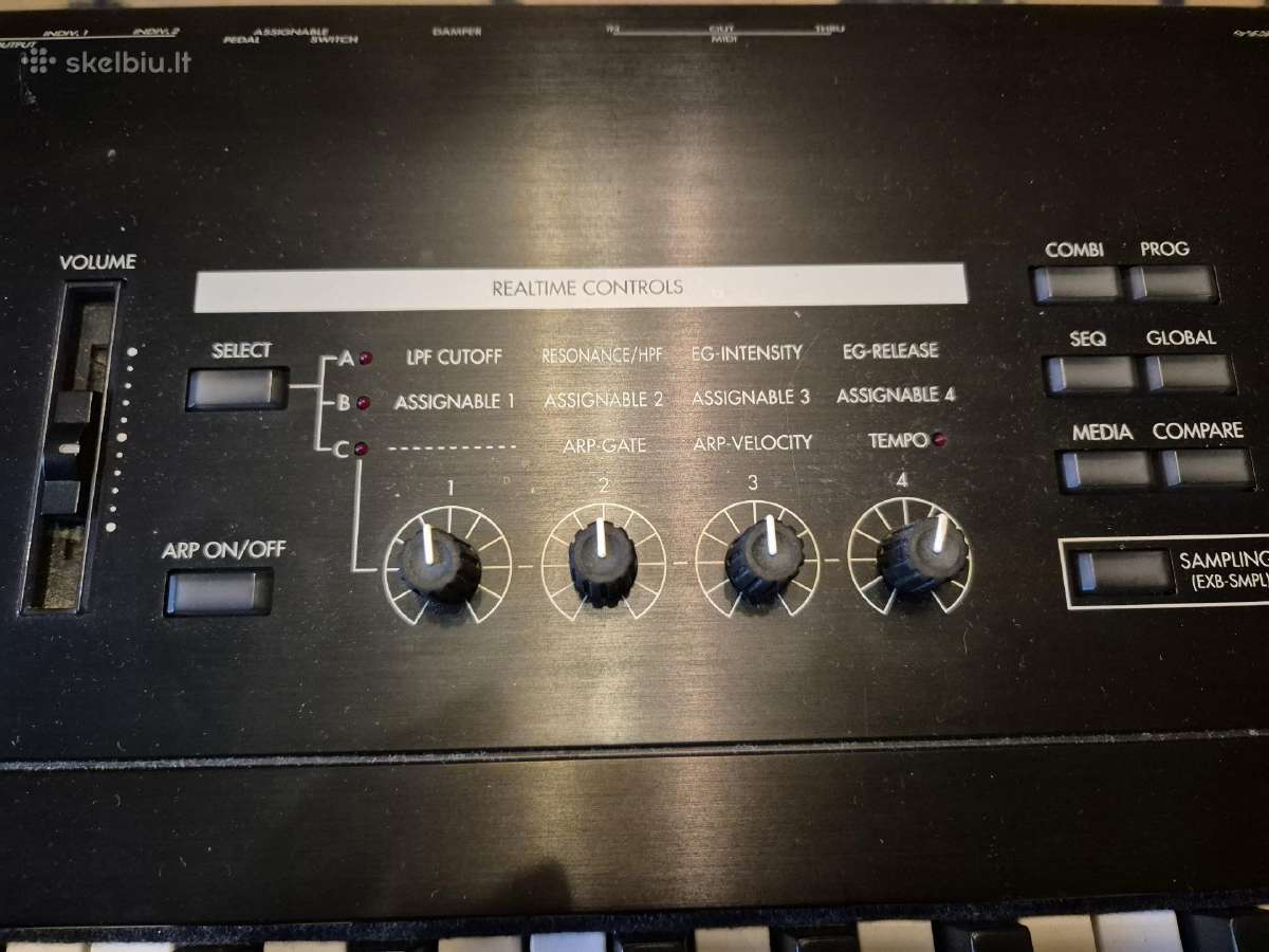 Korg Tr88 - nuotraukos Nr. 2