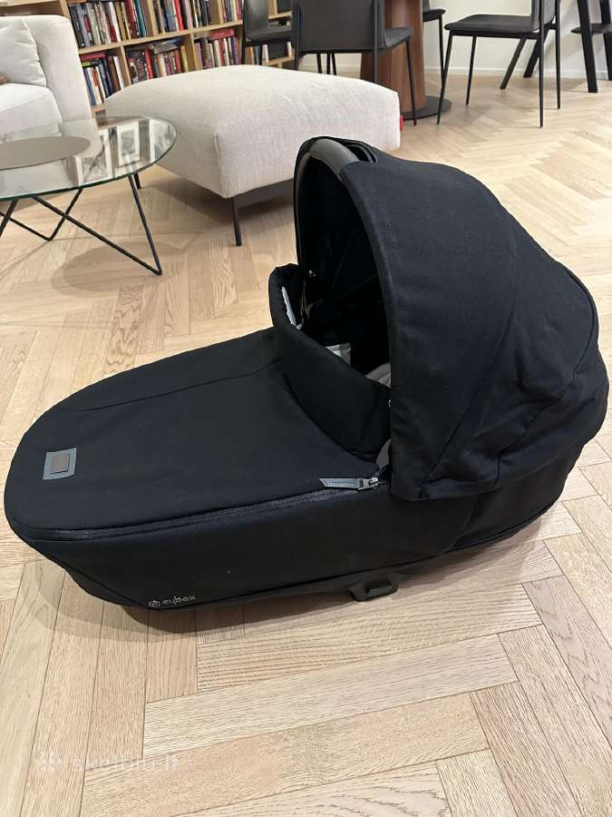 Cybex priam (rose gold)
