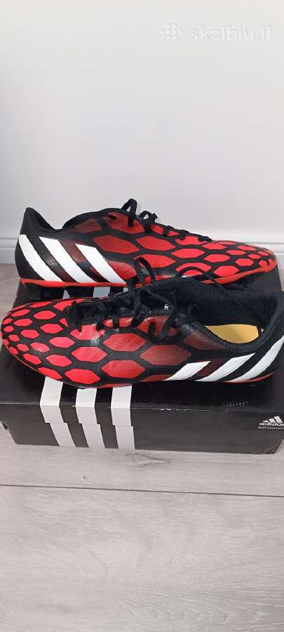 Adidas vyriški futbolo bateliai