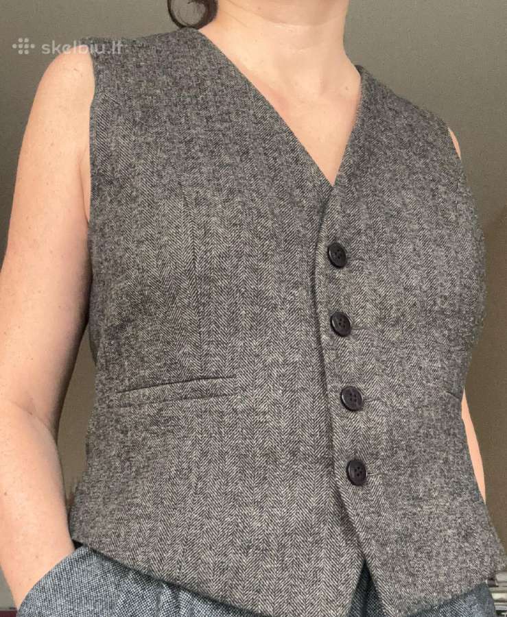 Moteriška kostiuminė liemenė
